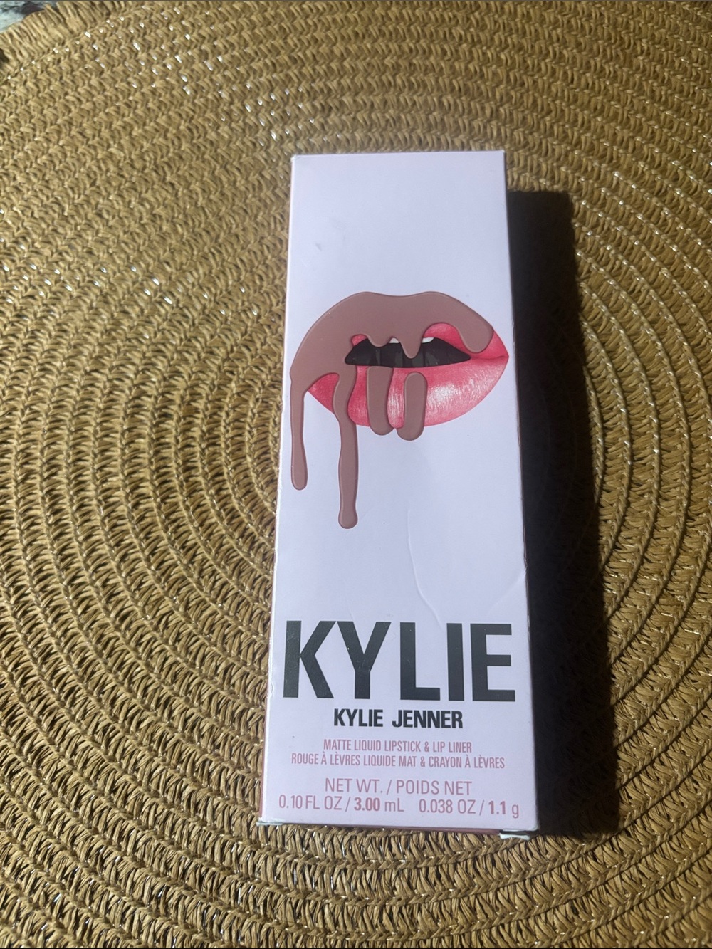 Kylie Cosmetics Matte Liquid Lipstick & Liner - in 802 Candy K Matte NEVER USED